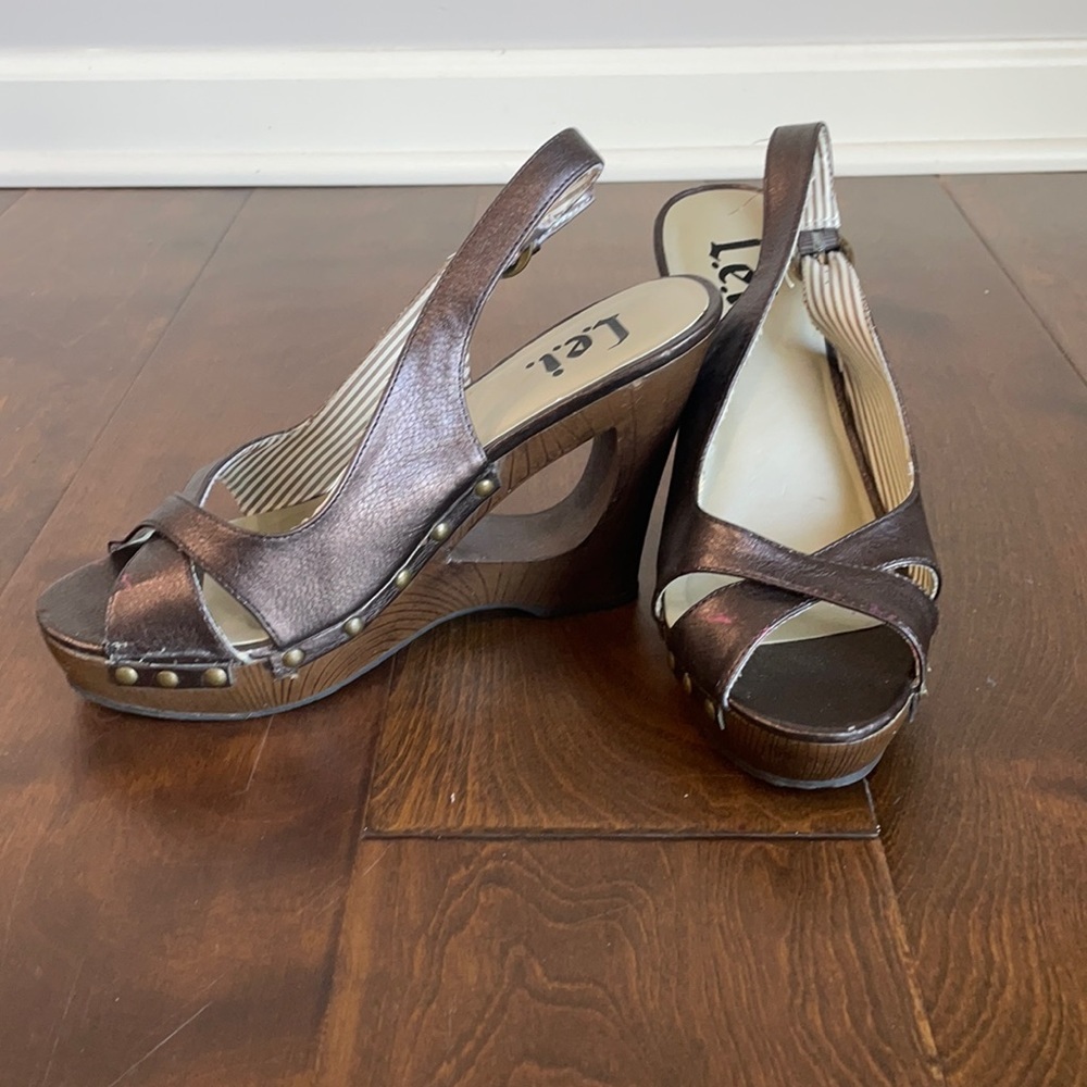 L.E.I. Wedge sandals